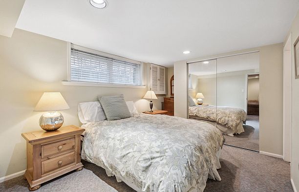 2627 W 37th Avenue MacKenzie Heights