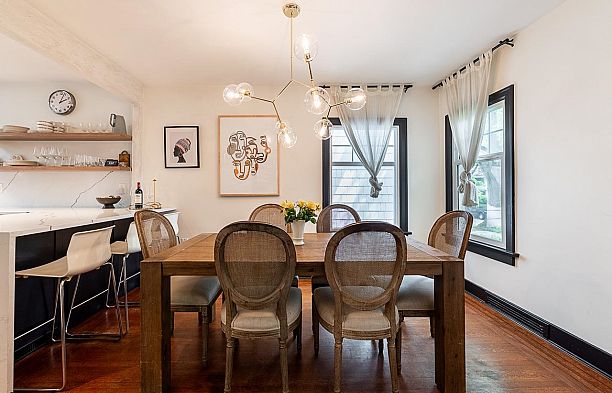 341 W 22nd Avenue Cambie