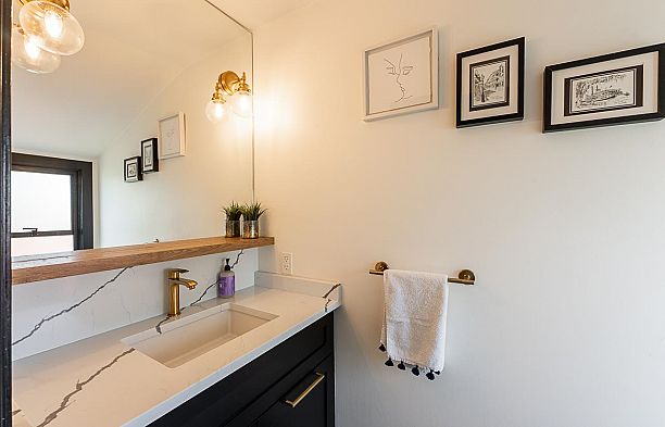 341 W 22nd Avenue Cambie