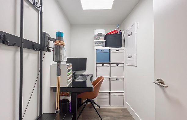 503 1788 Columbia Street False Creek