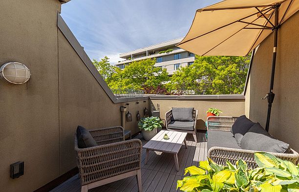 303 650 Moberly Road False Creek