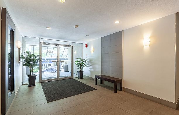 303 650 Moberly Road False Creek