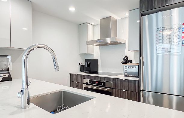 503 1788 Columbia Street False Creek