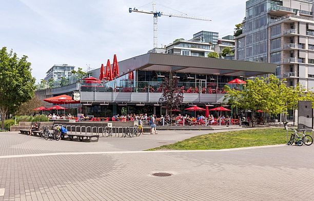 206 12 Athletes Way False Creek
