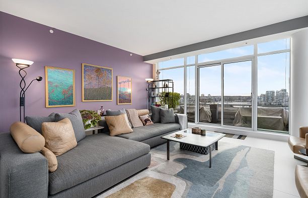 1005 1616 Columbia Street False Creek