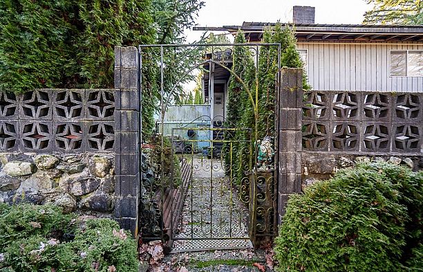 814 W 23rd Avenue Cambie