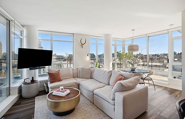 1101 89 West 2nd Avenue False Creek