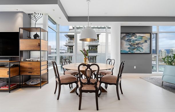1005 1616 Columbia Street False Creek