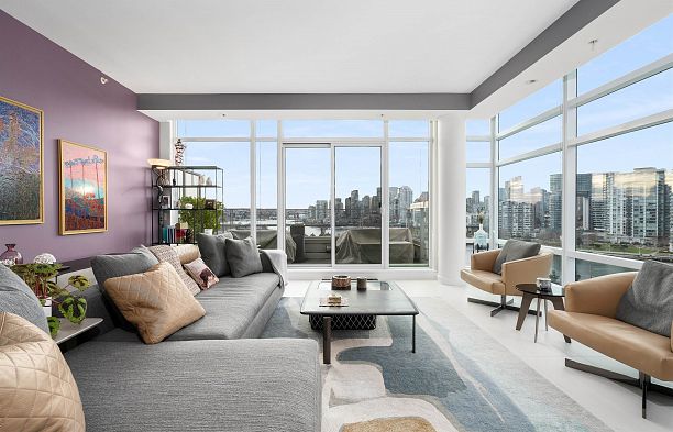 1005 1616 Columbia Street False Creek