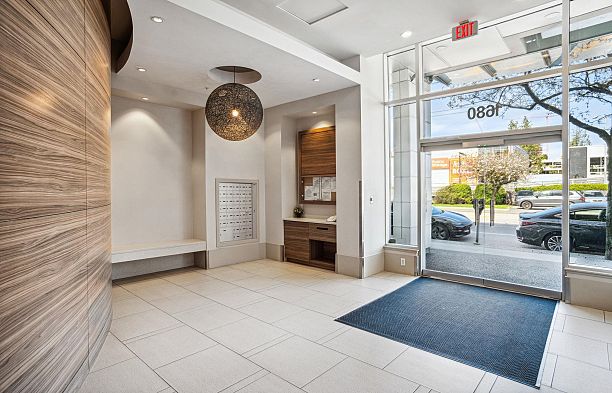 303 1680 West 4th Avenue False Creek