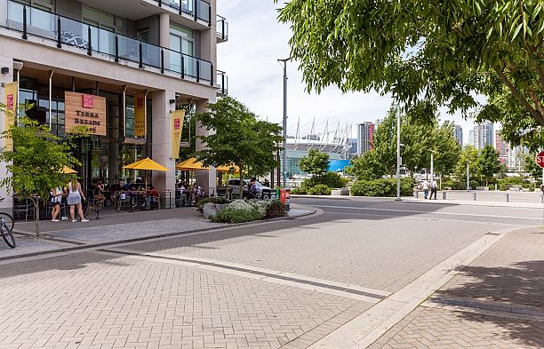 206 12 Athletes Way False Creek