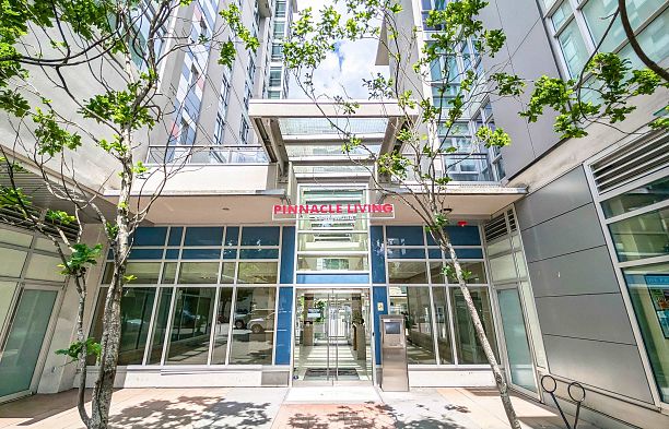 201 63 W 2nd Avenue False Creek