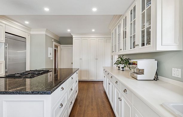 2627 W 37th Avenue MacKenzie Heights