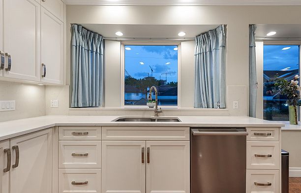 590 W 63rd Avenue Marpole