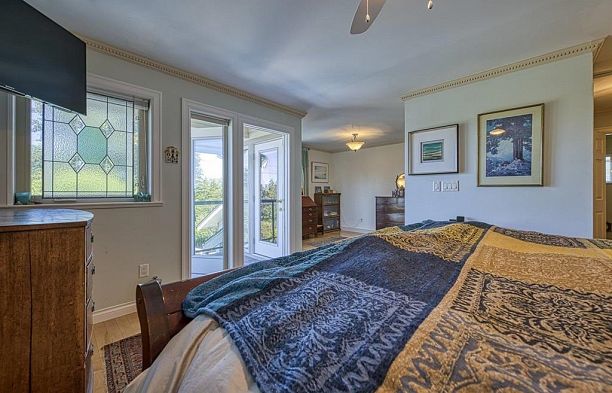 8184 East Boulevard S.W. Marine