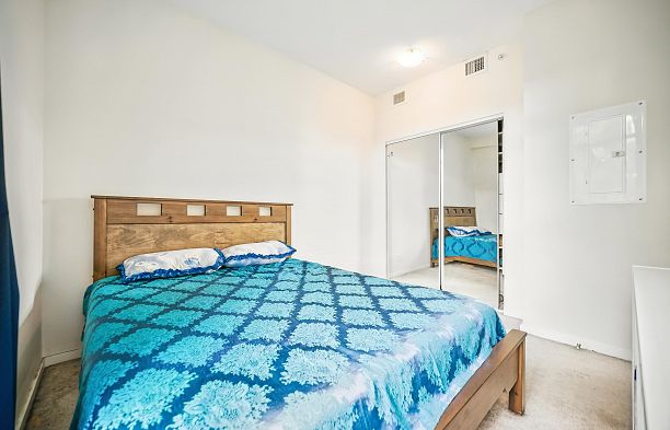 201 63 W 2nd Avenue False Creek