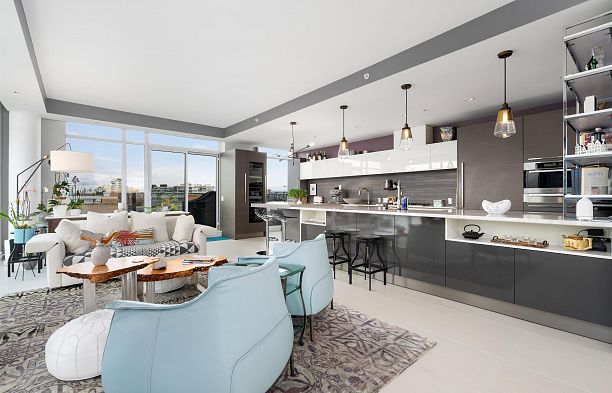 1005 1616 Columbia Street False Creek
