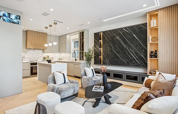 2790 W 21st Avenue Arbutus