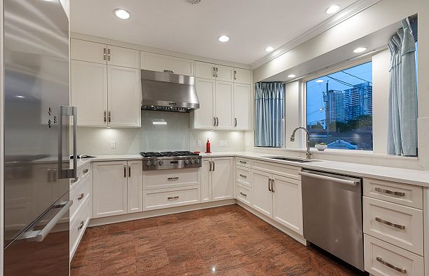 590 W 63rd Avenue Marpole