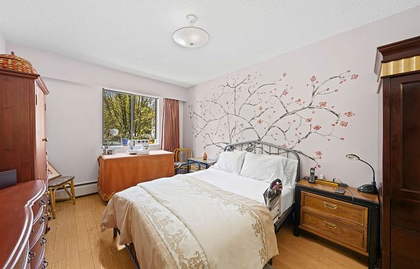202 8770 Laurel Street Marpole