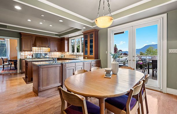 4535 W 1st Avenue Point Grey