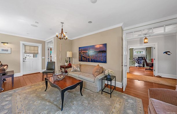 3506 W 43rd Avenue Southlands