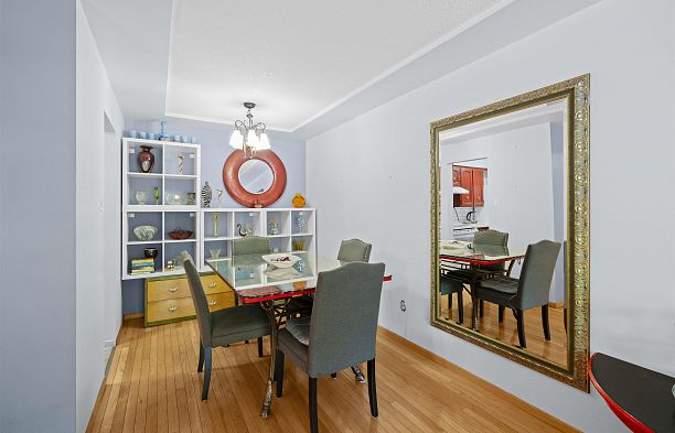 202 8770 Laurel Street Marpole