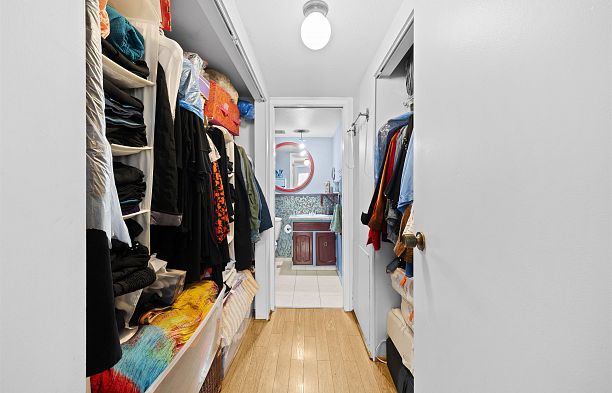 202 8770 Laurel Street Marpole