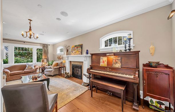3506 W 43rd Avenue Southlands