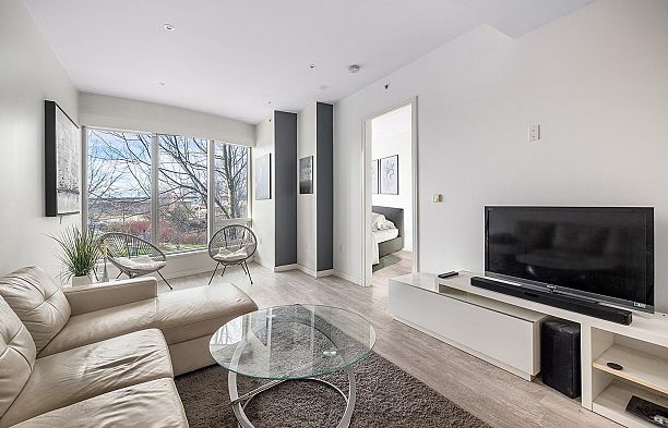 203 181 W 1st Avenue False Creek