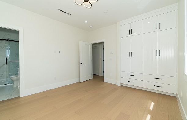 1554 W 66th Avenue S.W. Marine
