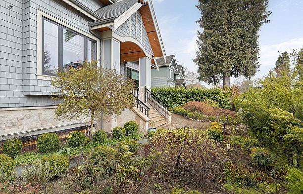 2237 W 37th Avenue Quilchena