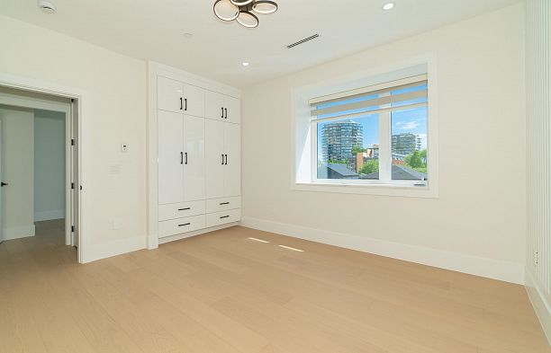 1554 W 66th Avenue S.W. Marine