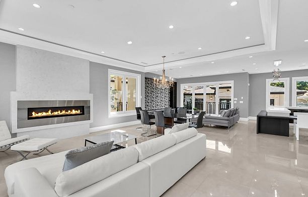 3955 Blenheim Street Dunbar