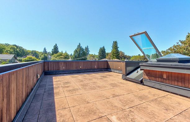 3955 Blenheim Street Dunbar