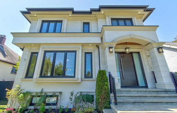 3955 Blenheim Street Dunbar