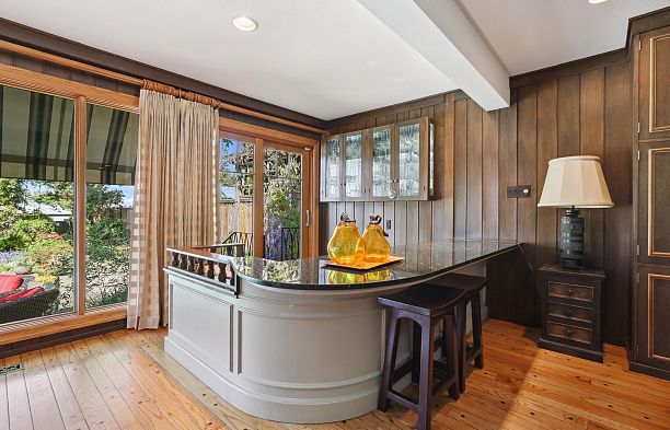 6865 Balsam Street S.W. Marine