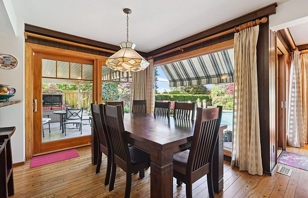 6865 Balsam Street S.W. Marine