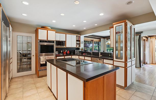 6865 Balsam Street S.W. Marine