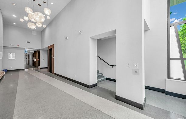 103 6311 Cambie Street Oakridge VW