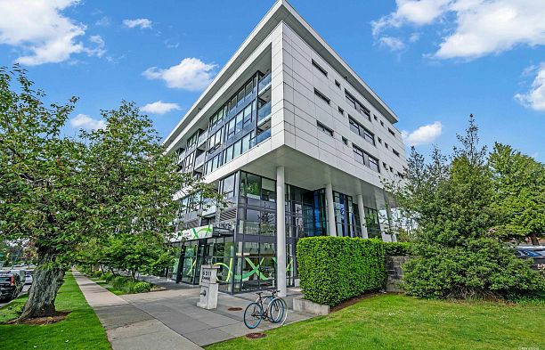 103 6311 Cambie Street Oakridge VW