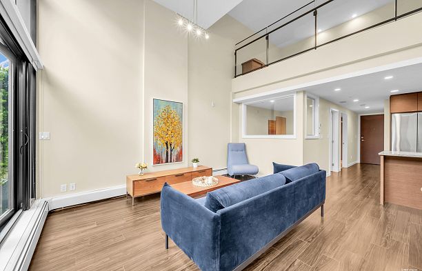 103 6311 Cambie Street Oakridge VW