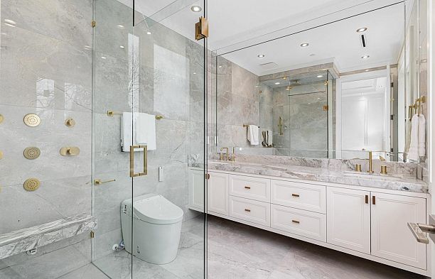 2848 W 17th Avenue Arbutus