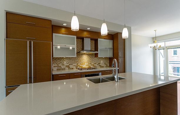 5425 Willow Street Cambie