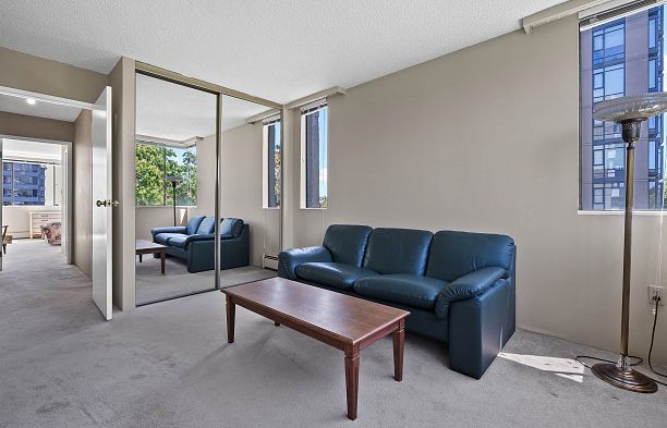 601 5555 Yew Street Kerrisdale