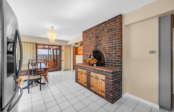 2208 W 32nd Avenue Quilchena