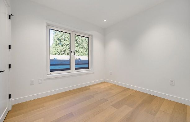 5836 Highbury Street Southlands