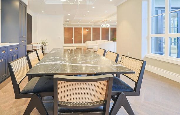 410 2096 W 47th Avenue Kerrisdale