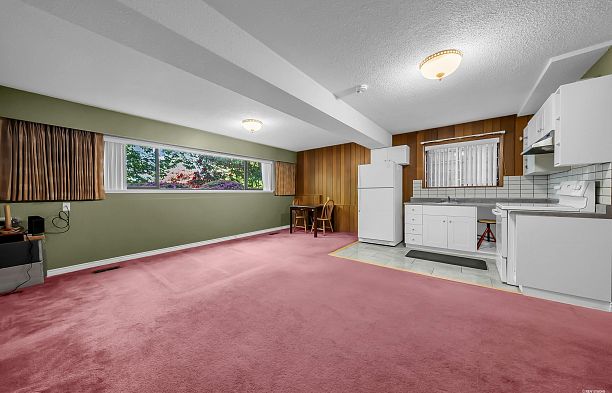 2208 W 32nd Avenue Quilchena