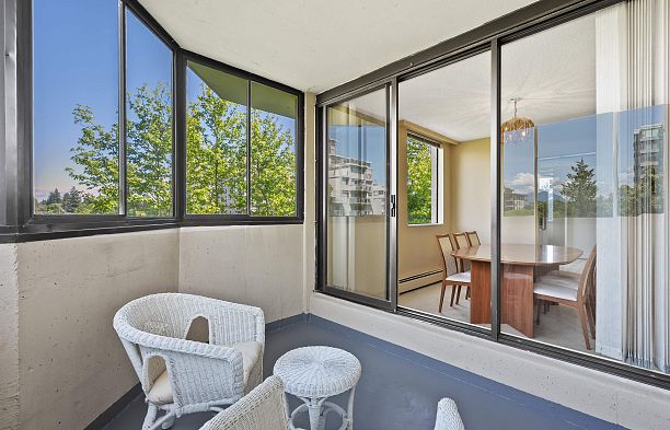 601 5555 Yew Street Kerrisdale